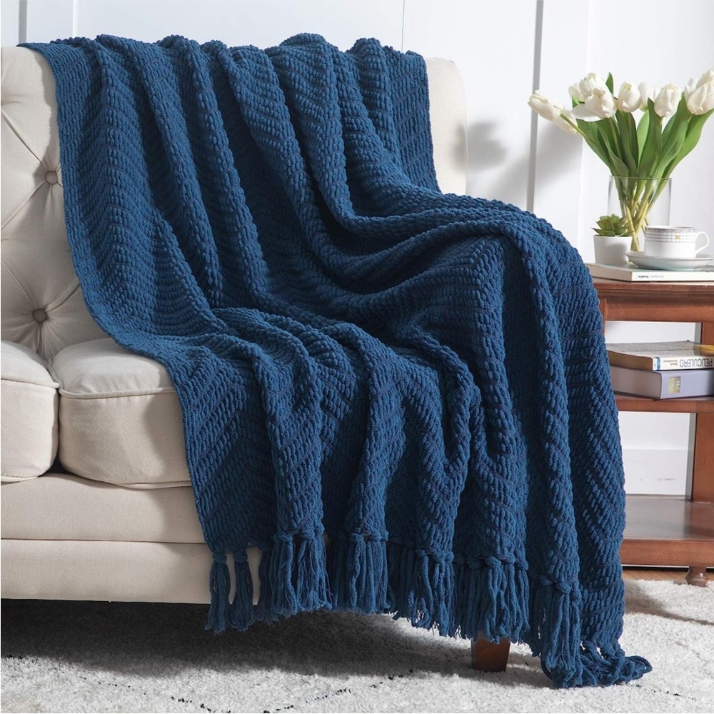 West Elm Teal Mint Trendy Gift Soft Cozy Chevron Tassel Throw Blanket Bedding - Picture 9 of 15